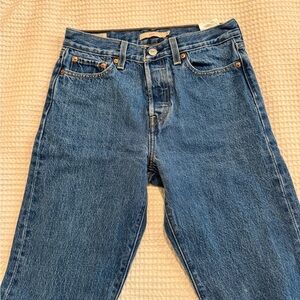 Levi Wedgie Jeans size 26